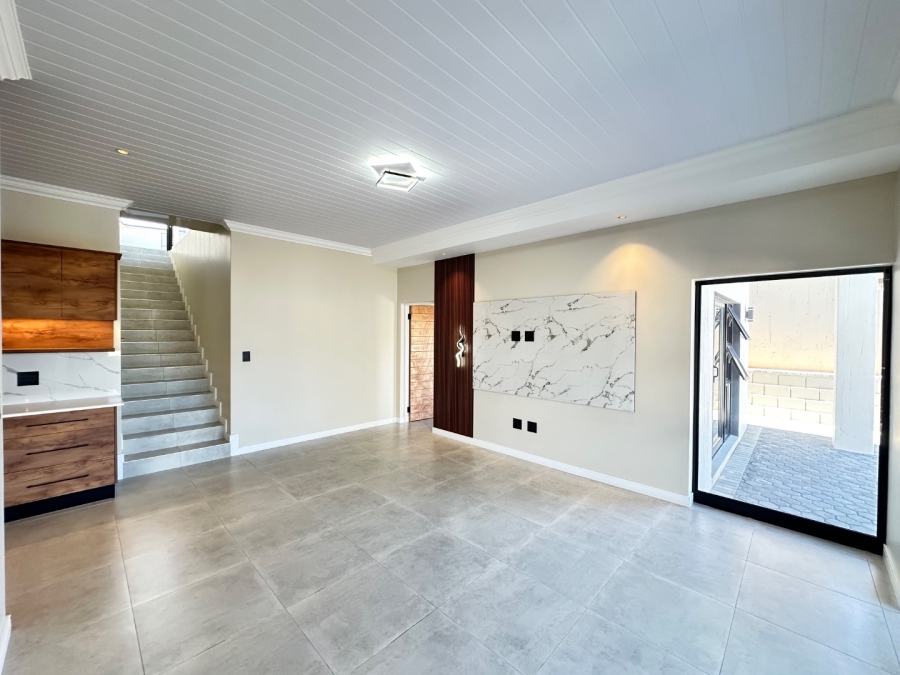 3 Bedroom Property for Sale in Monte Christo Western Cape
